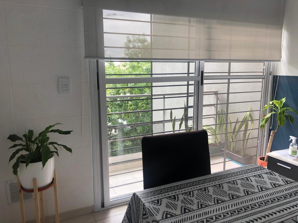 El Depto Tipo Duplex Pleno Centro Incluye Cochera Consultar Servicio De Parking Apartment Monte Grande Bagian luar foto