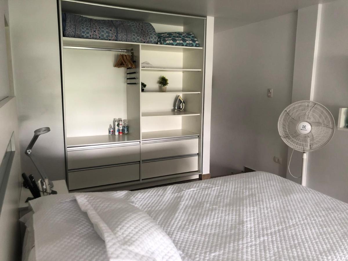 El Depto Tipo Duplex Pleno Centro Incluye Cochera Consultar Servicio De Parking Apartment Monte Grande Bagian luar foto