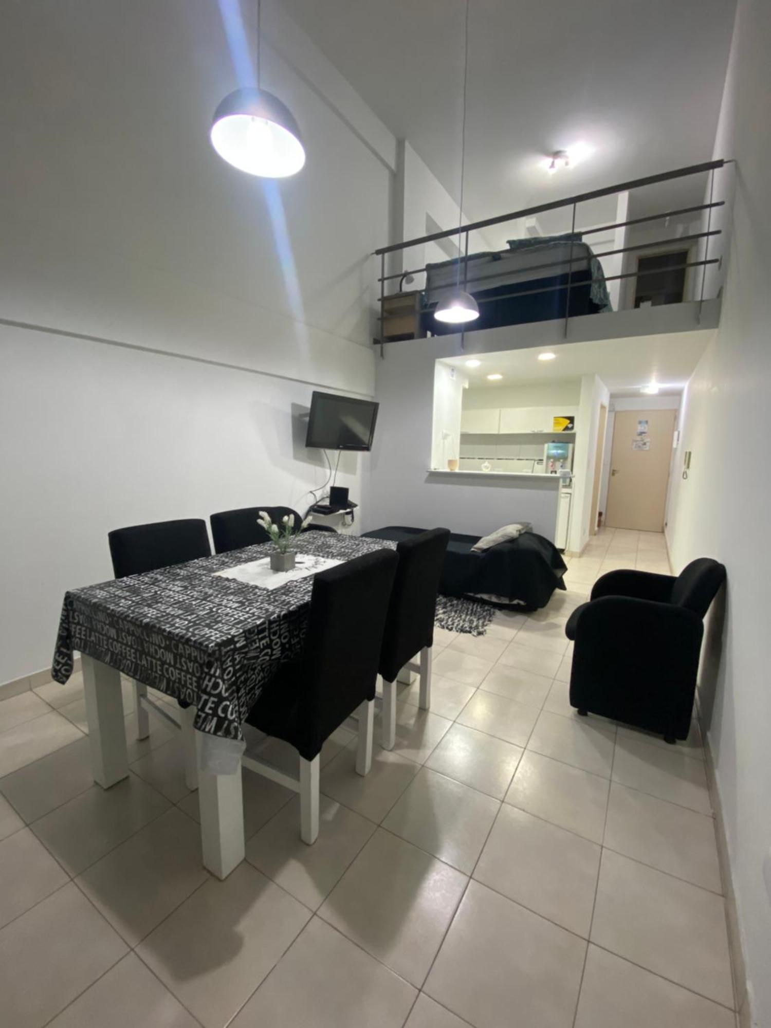 El Depto Tipo Duplex Pleno Centro Incluye Cochera Consultar Servicio De Parking Apartment Monte Grande Bagian luar foto